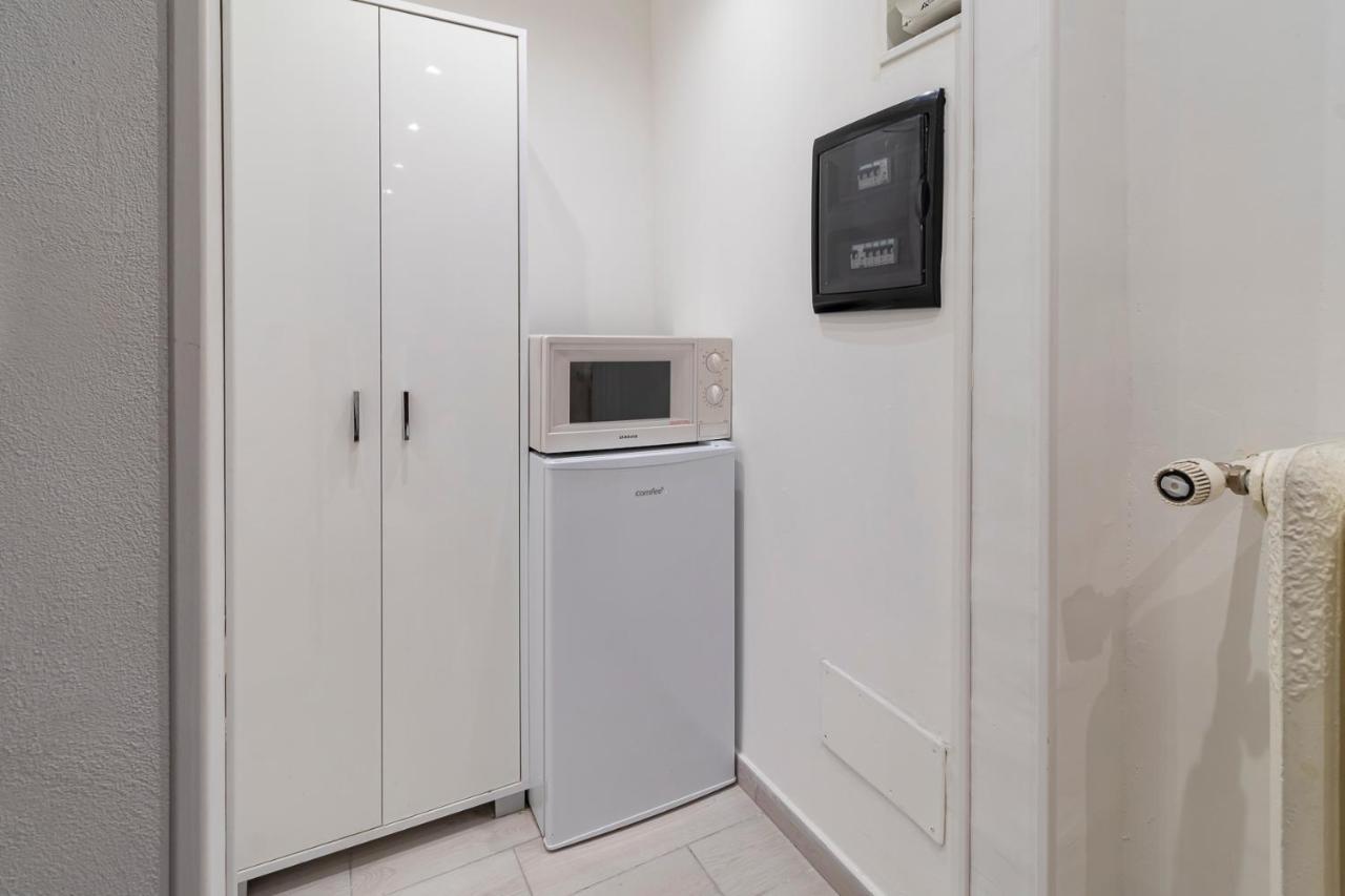 I Host Apartment - Londonio 19 Μιλάνο Εξωτερικό φωτογραφία