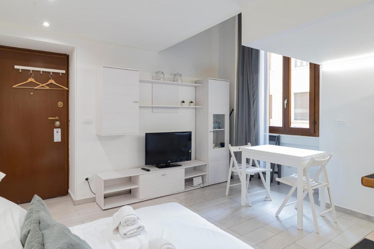 I Host Apartment - Londonio 19 Μιλάνο Εξωτερικό φωτογραφία